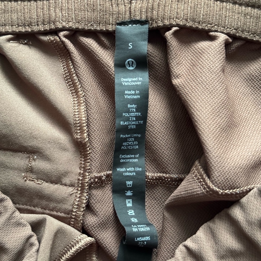 Men’s New Venture (Pique) Pants - Brown Mocha - Picture 4 of 5